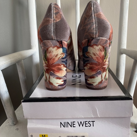 Heels 👠 - Picture 4 of 7